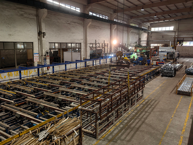 Factory Tour (4)